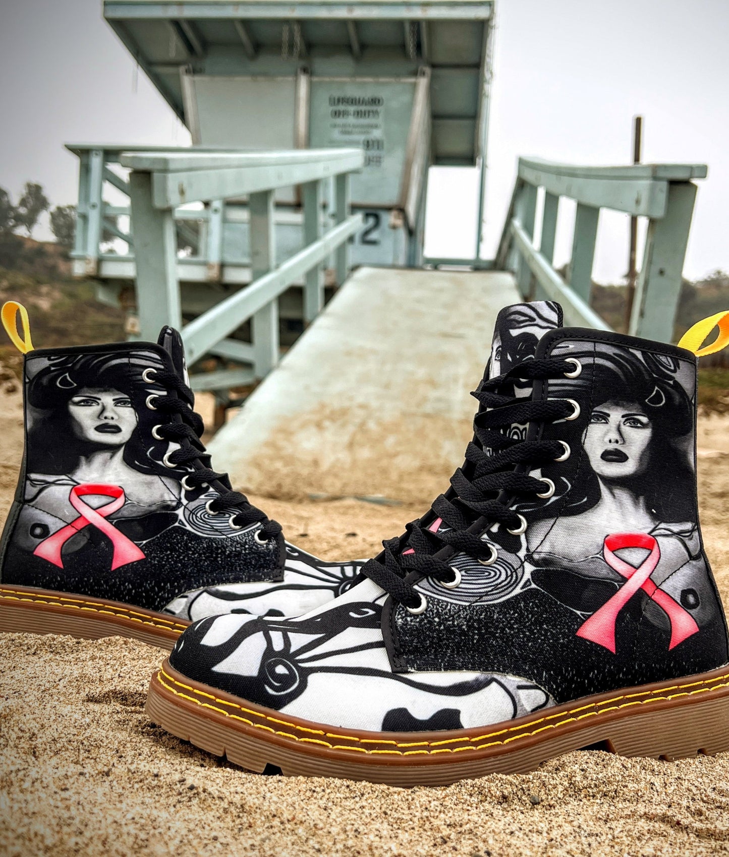 Pink Ribbon (Noir) - Art Boots For Women